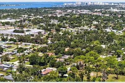 4808 Riverwood Avenue, Sarasota, FL 34231 - Photo 11