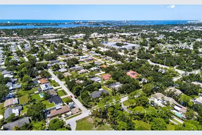 4808 Riverwood Avenue, Sarasota, FL 34231 - Photo 43