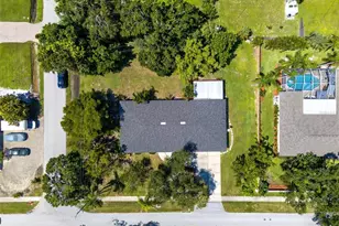 4808 Riverwood Ave, Sarasota, FL 34231 - Photo 17