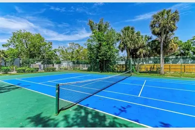 5400 26th Street W #F104, Bradenton, FL 34207 - Photo 11