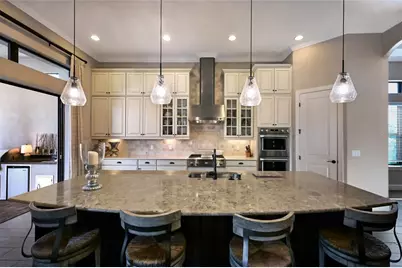 5013 Benito Court, Lakewood Ranch, FL 34211 - Photo 7