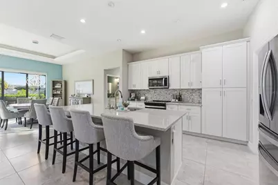 2115 SW 17th Place, Cape Coral, FL 33991 - Photo 15