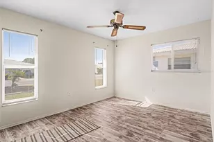 3807 Chinaberry Rd, Bradenton, FL 34208 - Photo 9