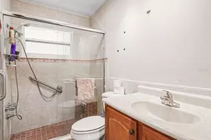 3807 Chinaberry Rd, Bradenton, FL 34208 - Photo 11