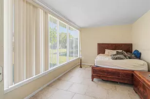 3807 Chinaberry Rd, Bradenton, FL 34208 - Photo 7