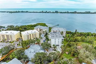 250 Hidden Bay Dr, Osprey, FL 34229 - Photo 51