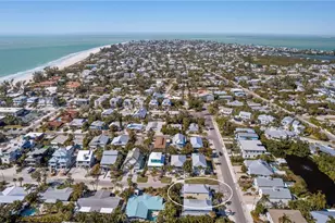 6908 Holmes Blvd, Holmes Beach, FL 34217 - Photo 71