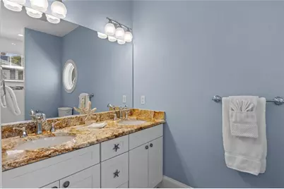 6908 Holmes Boulevard, Holmes Beach, FL 34217 - Photo 23