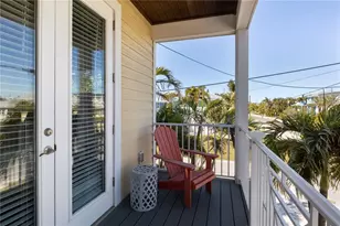 6908 Holmes Blvd, Holmes Beach, FL 34217 - Photo 45