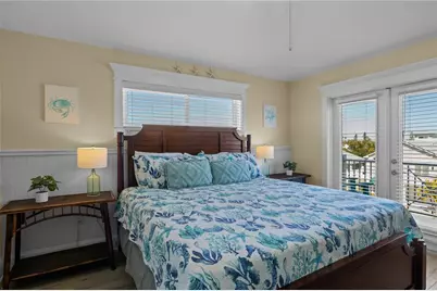 6908 Holmes Boulevard, Holmes Beach, FL 34217 - Photo 35