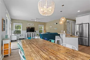 6908 Holmes Blvd, Holmes Beach, FL 34217 - Photo 11