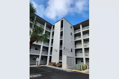 3064 Lake Bayshore Drive #115, Bradenton, FL 34205 - Photo 1