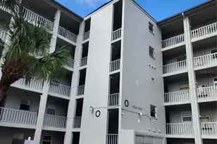 3064 Lake Bayshore Dr, Bradenton, FL 34205 - Photo 1