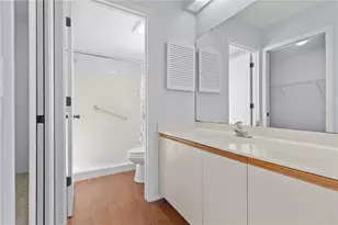 6110 Country Club Way, Sarasota, FL 34243 - Photo 23