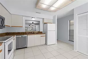 6110 Country Club Way, Sarasota, FL 34243 - Photo 13