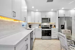 5830 Midnight Pass Rd, Sarasota, FL 34242 - Photo 5