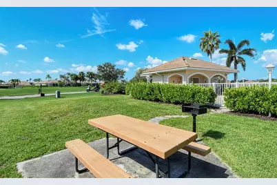 4536 Legacy Court, Sarasota, FL 34241 - Photo 27