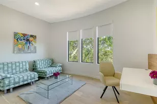 1540 Hillview Dr, Sarasota, FL 34239 - Photo 59