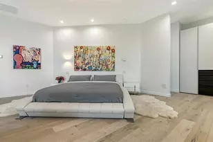 1540 Hillview Dr, Sarasota, FL 34239 - Photo 43