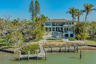 1540 Hillview Dr, Sarasota, FL 34239 - Photo 83