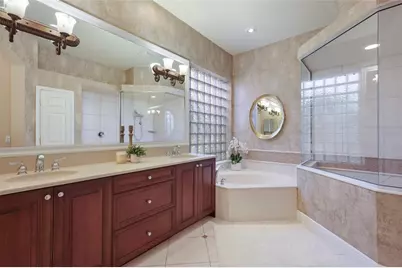 7657 Portstewart Drive, Lakewood Ranch, FL 34202 - Photo 23