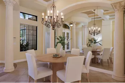 7657 Portstewart Drive, Lakewood Ranch, FL 34202 - Photo 5