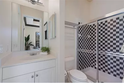 7657 Portstewart Drive, Lakewood Ranch, FL 34202 - Photo 27