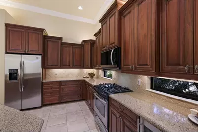 7657 Portstewart Drive, Lakewood Ranch, FL 34202 - Photo 19