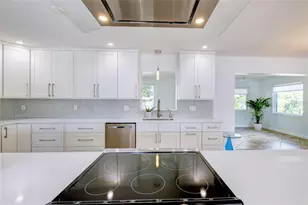 2909 Upper Tangelo Dr, Sarasota, FL 34239 - Photo 19