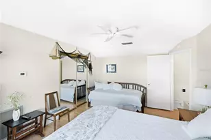 212 85th St, Holmes Beach, FL 34217 - Photo 19