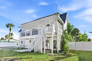 212 85th St, Holmes Beach, FL 34217 - Photo 33