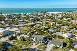 212 85th St, Holmes Beach, FL 34217 - Photo 41