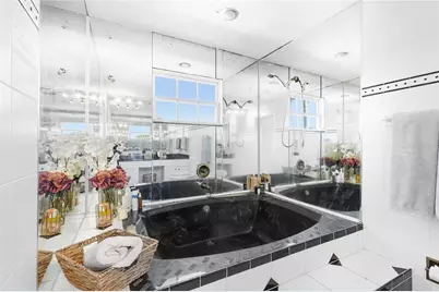 212 85th St, Holmes Beach, FL 34217 - Photo 19