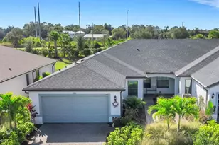 6471 Silverstar Dr, Sarasota, FL 34240 - Photo 1