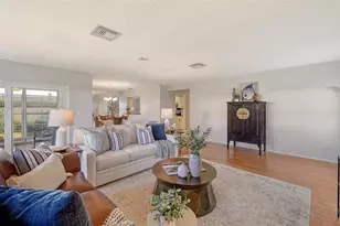 6810 9th Ave W, Bradenton, FL 34209 - Photo 9