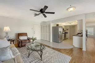 6810 9th Ave W, Bradenton, FL 34209 - Photo 9