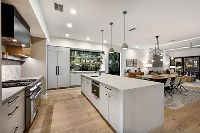 948 Citrus Avenue, Sarasota, FL 34236 - Photo 13