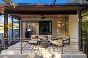 948 Citrus Ave, Sarasota, FL 34236 - Photo 59