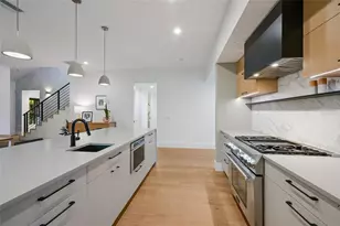 948 Citrus Ave, Sarasota, FL 34236 - Photo 15