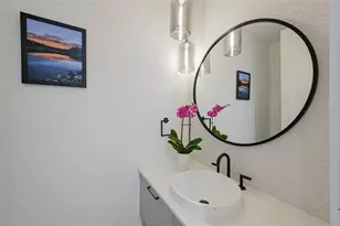 948 Citrus Ave, Sarasota, FL 34236 - Photo 73