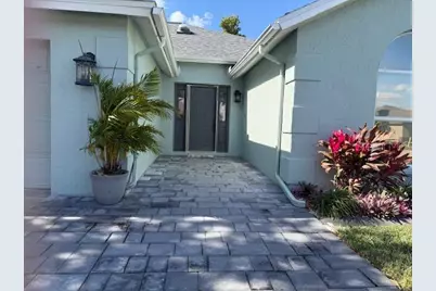 6130 36th Lane E, Bradenton, FL 34203 - Photo 3