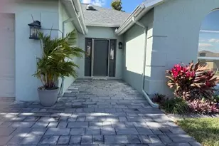 6130 36th Ln E, Bradenton, FL 34203 - Photo 3