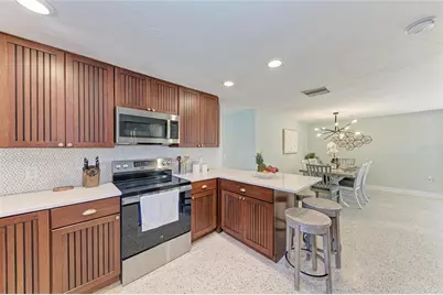 730 Fox Street, Longboat Key, FL 34228 - Photo 17