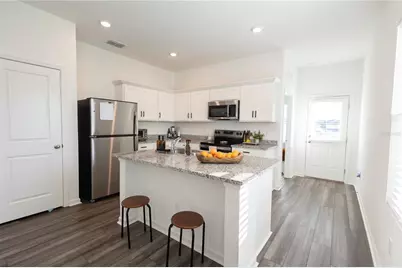 38330 Honeysuckle Drive, Dade City, FL 33525 - Photo 7