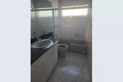 4547 Del Sol Boulevard S, Sarasota, FL 34243 - Photo 5