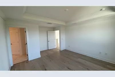 18515 Midsummer Place, Venice, FL 34293 - Photo 19