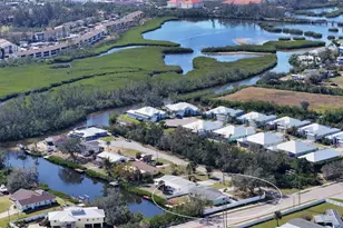 603 Barnes Pkwy, Nokomis, FL 34275 - Photo 5