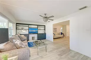 3368 Sheffield Cir, Sarasota, FL 34239 - Photo 13