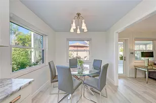 3368 Sheffield Cir, Sarasota, FL 34239 - Photo 19