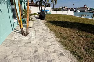 117 140th Ave E, Madeira Beach, FL 33708 - Photo 11